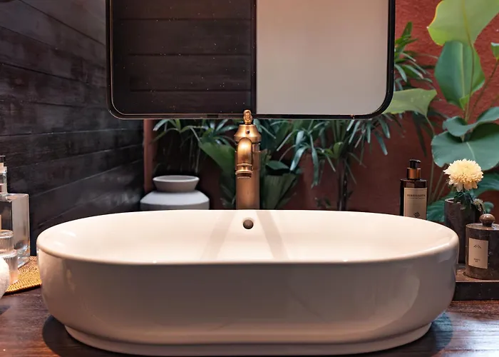 Alma Shanti Boutique Hotel 4*